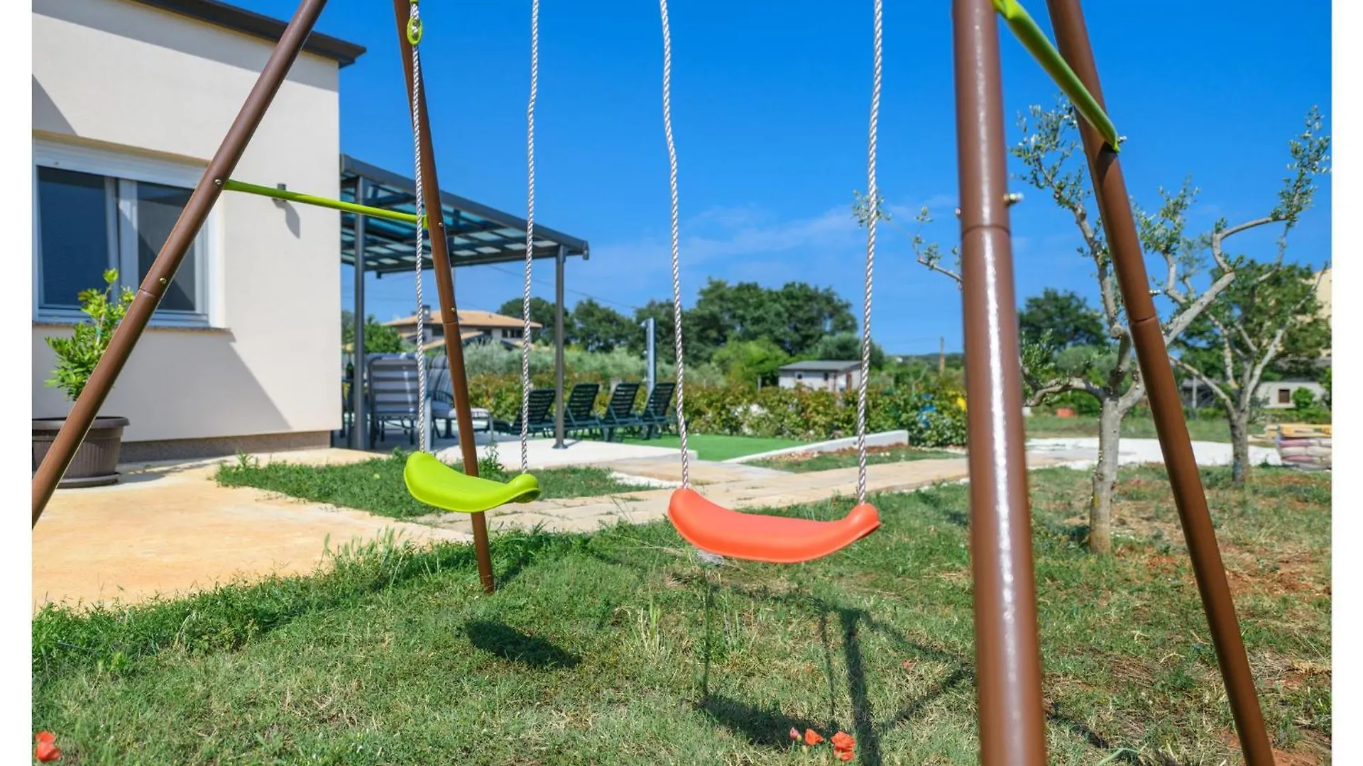 Cozy Home In Banjole With Outdoor Swimming Pool 0*,