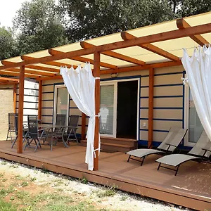 3* Üdülőpark Grand Veles Camp